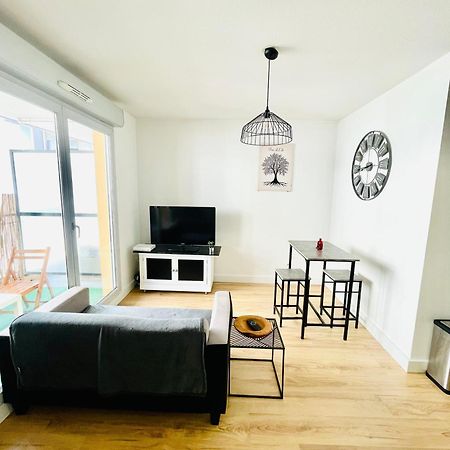 Appartement Avec Place De Parking Et Piscine Villefranche-sur-Saône المظهر الخارجي الصورة