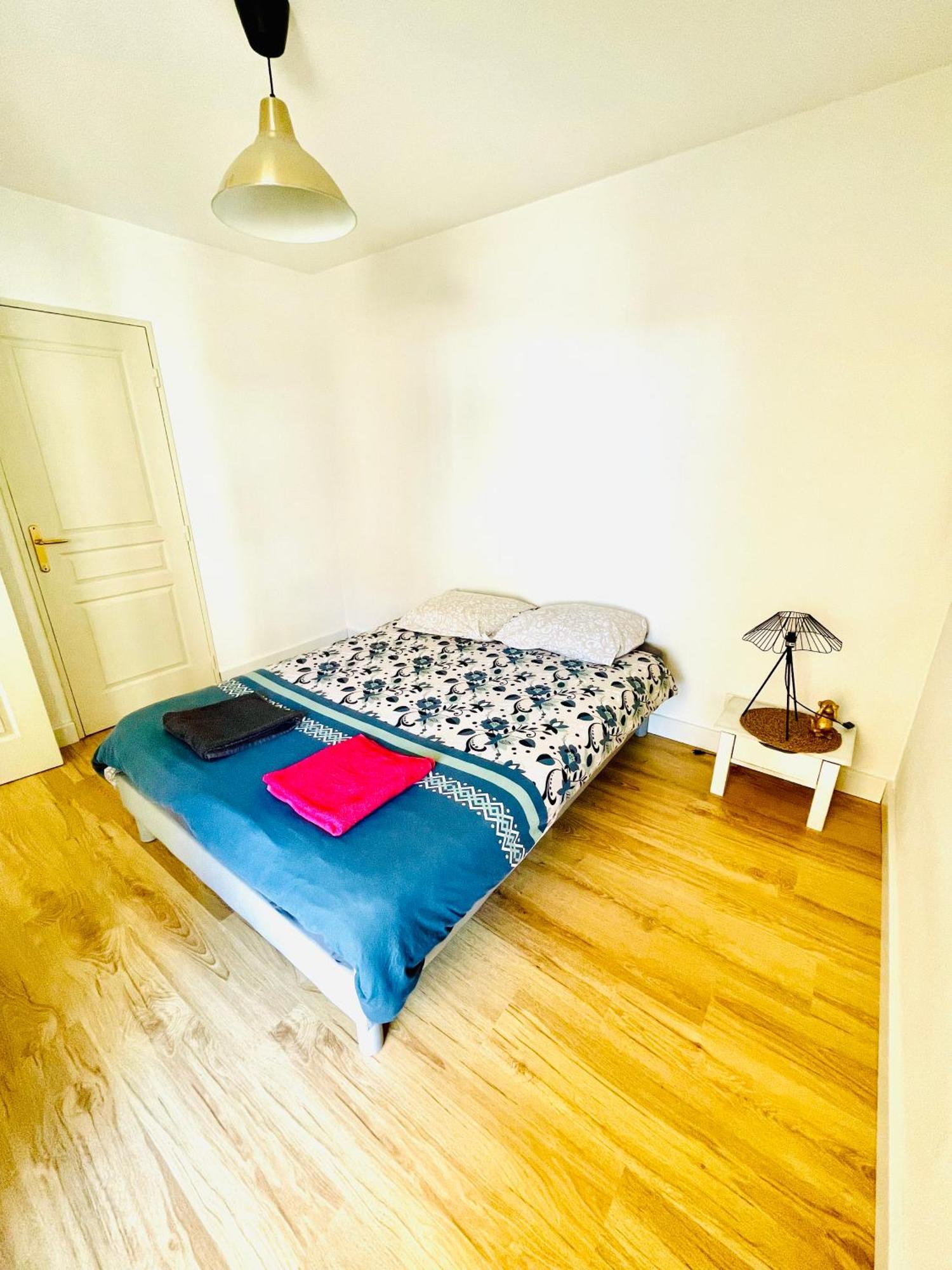Appartement Avec Place De Parking Et Piscine Villefranche-sur-Saône المظهر الخارجي الصورة